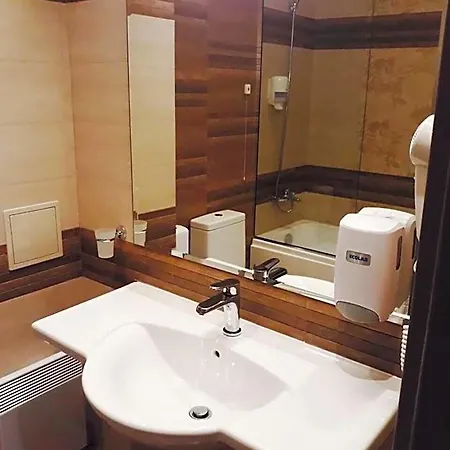 Otel Etropolia 3*