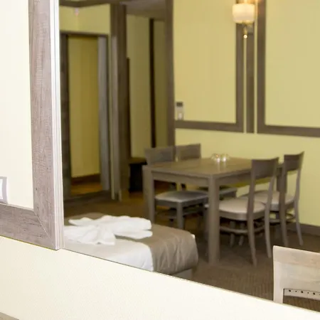 Хотел Etropolia 3*